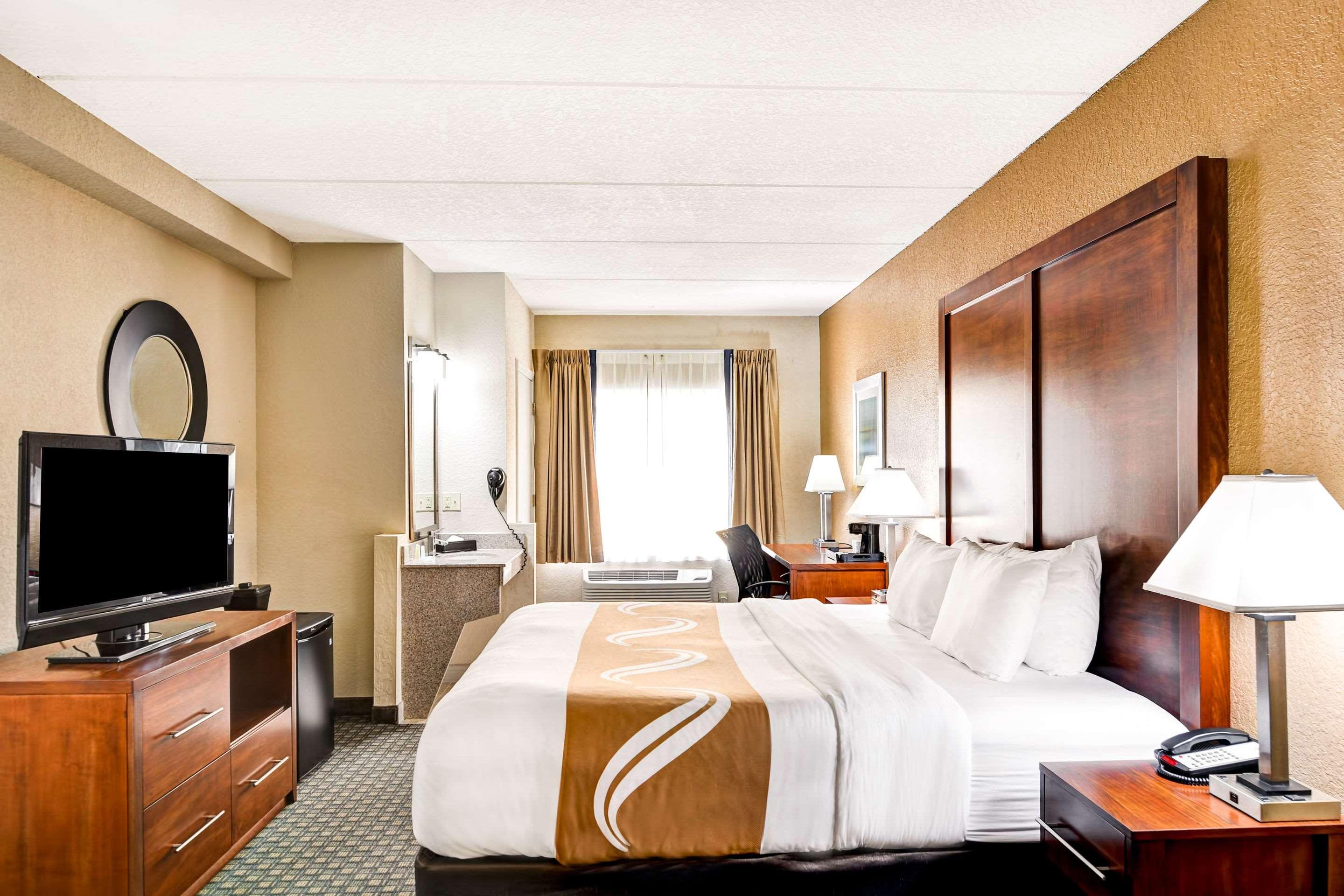 Hotel Quality & Heritage Park 2*